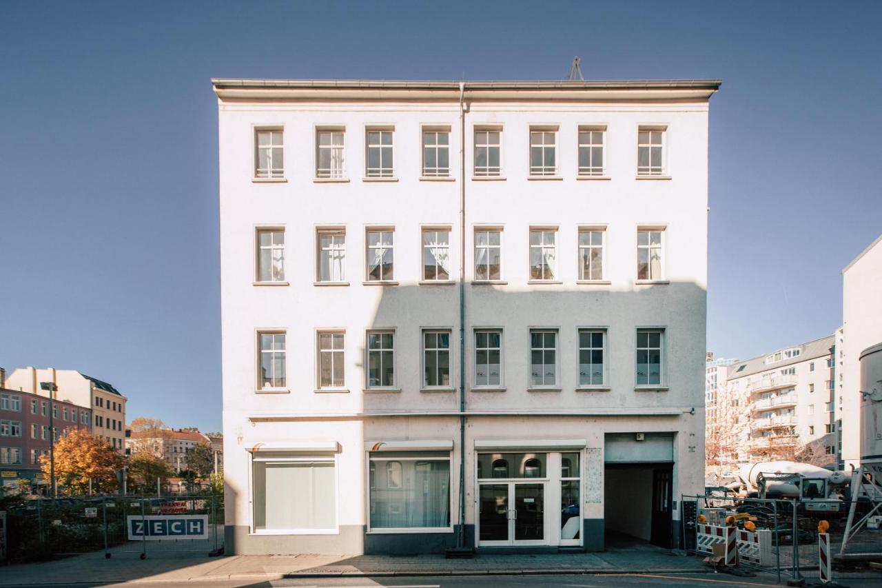 Luga Homes - Mitte Apartment